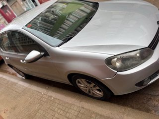 Volkswagen Golf 2010