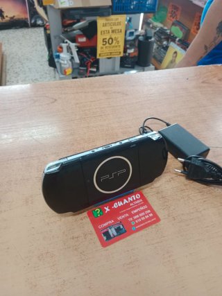 CONSOLA SONY PSP 3004 NERA CON CARICATORE