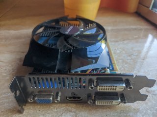 Tarjeta Gráfica Gigabyte GeForce® GT 740  2Gb Pci
