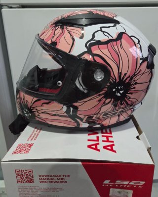 Casco moto Integral LS2 con Estampado Floral talla