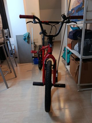 Bicicleta BMX BTWIN Wipe 5 Roja