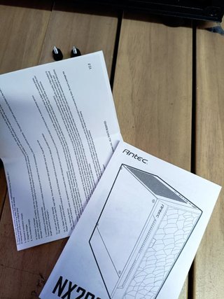 Torre pata PC Antec NX260 Cristal Templado ARGB
