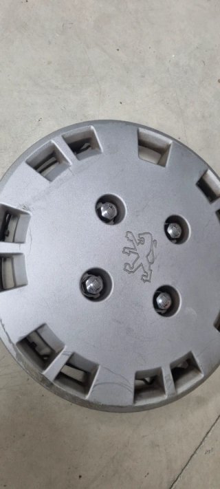 Tapacubos 505 80s
