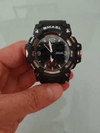 Reloj Deportivo SMAEL Negro