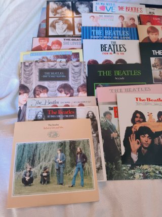 The Beatles - CD Singles Collection Box Set