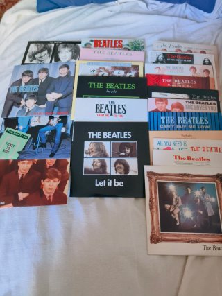 The Beatles - CD Singles Collection Box Set