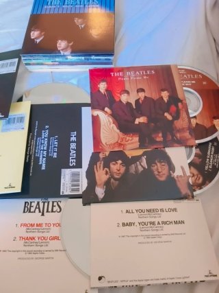 The Beatles - CD Singles Collection Box Set