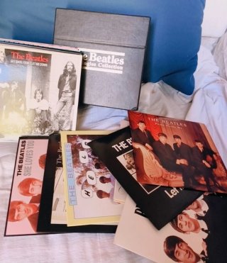 The Beatles - CD Singles Collection Box Set
