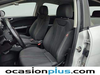 SEAT León 1.6 TDI Style Copa DSG 77 kW (105 CV)