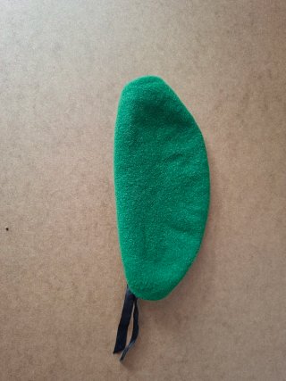 Boina verde talla 57