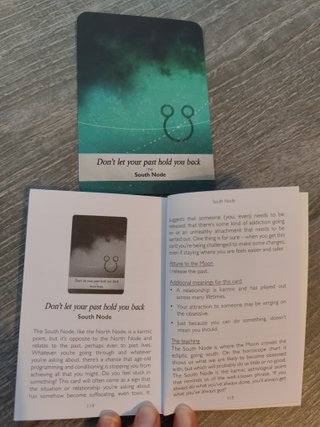 Oráculo Moonology Oracle Cards - Yasmin Boland