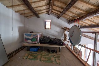 Finca con agua y casa de aperos para reformar