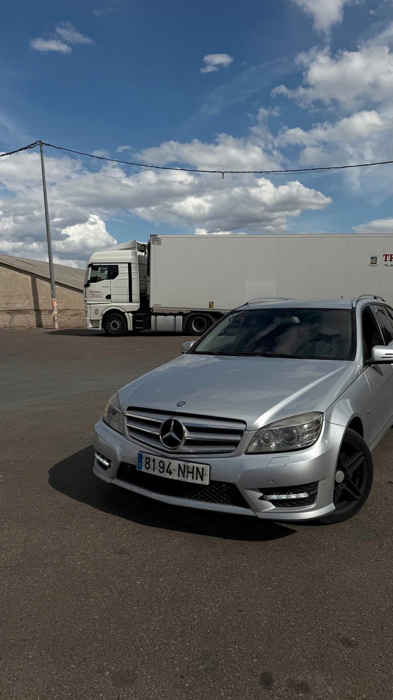 Mercedes-Benz Clase C C 220 CDI Classic Aut 4p (W204) 2010