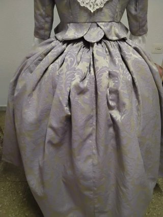 Vestido de Fallera Lila