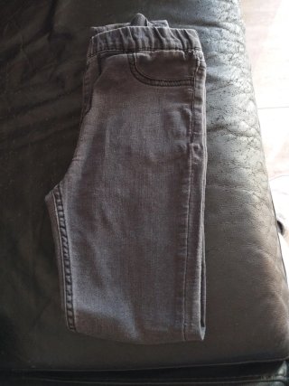Pantalón largo