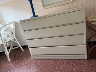 Cómoda Blanca de Madera