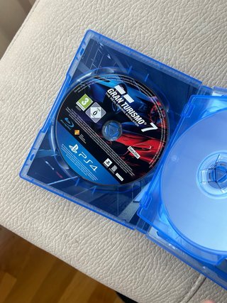 Volante Logitech G29 con gioco Gran Turismo 7