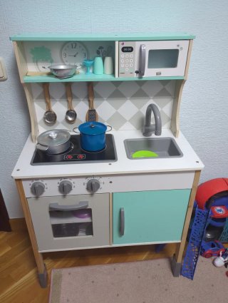 Cocinita de madera infantil
