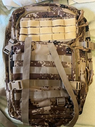 Mochila militar estilo camuflaje