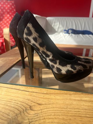 Tacones Guess Estampado Leopardo