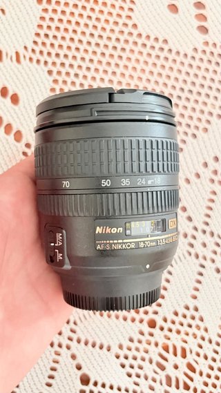 Nikon AF-S DX Nikkor 18-70mm f/3.5-4.5G ED-IF