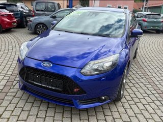 Ford Focus ST 2.0 EcoBoost de 250 cv