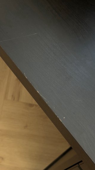 Scrivania e 2 Sedie in Legno