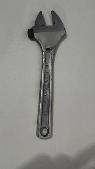Llave inglesa Bellota 12 CR.V.