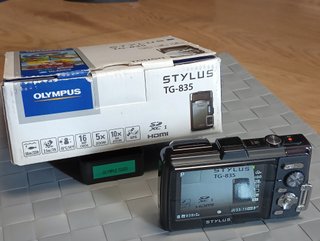 OLYMPUS TOUGH TG835 16MP CAMARA SUMERGIBLE CON GPS