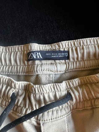 Pantalones Cargo Beige Zara