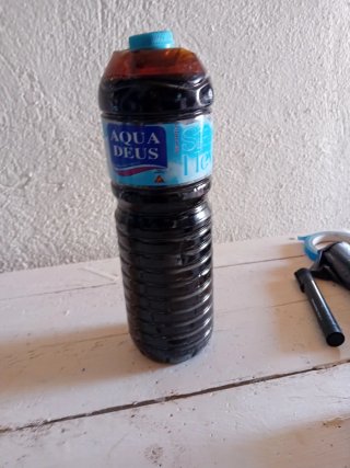 Bote de melaza