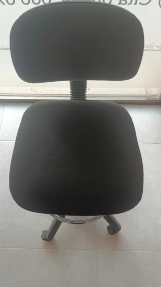 Taburete de oficina