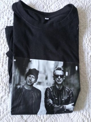 Camiseta depeche mode gira 2023