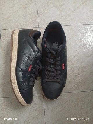 Zapatillas Levi's de Piel azul marino y cordones