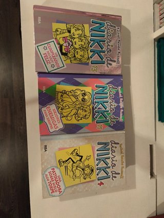 3 libros del Diario de Nikki