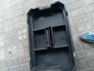 Caja de herramientas MANO