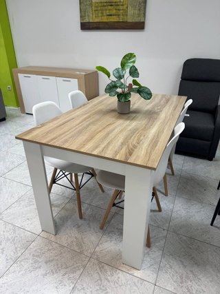 Conjunto Comedor Nórdico Mesa + 4 Sillas 110€