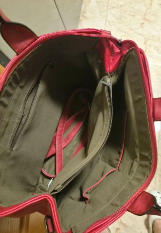 Bolso grande rojo oscuro