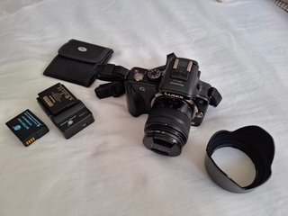 Panasonic Lumix G3 + Lumix G Vario 14-42mm