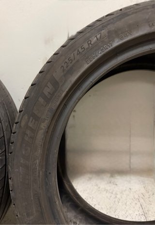 Pareja Michelin Primacy 4 225/45 R17 94V
