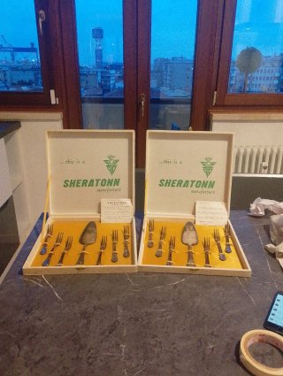 Set di 2 posate da dolce vintage Sheratonn Argente