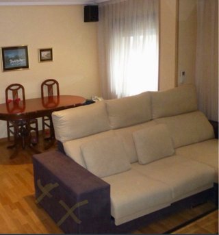 Sofá Chaise Longue con 2 Pufs