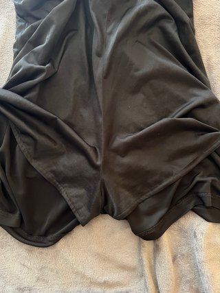 Zara mono corto negro talla L con forro