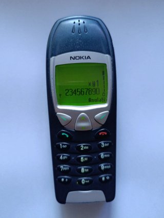 Nokia 6210