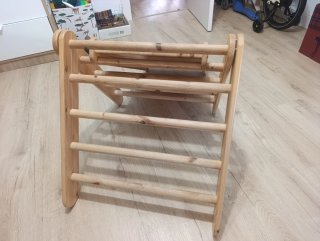 Tobogán de madera Meowbaby.