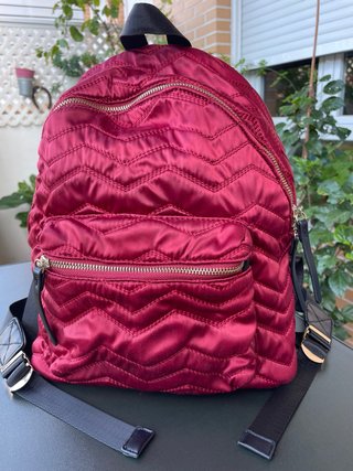 Mochila Acolchada Roja