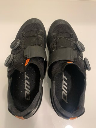 Zapatillas de Ciclismo DMT SH10