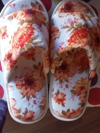 Zapatillas de estar por casa florales
