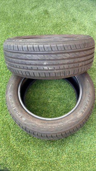 Dos neumáticos 205/55 R16 91V como nuevos.