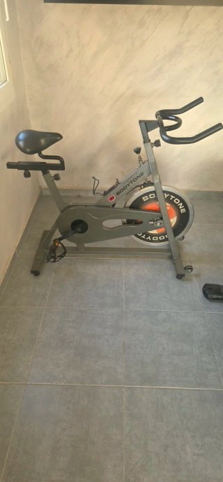 Bicicleta de Spinning Bodytone